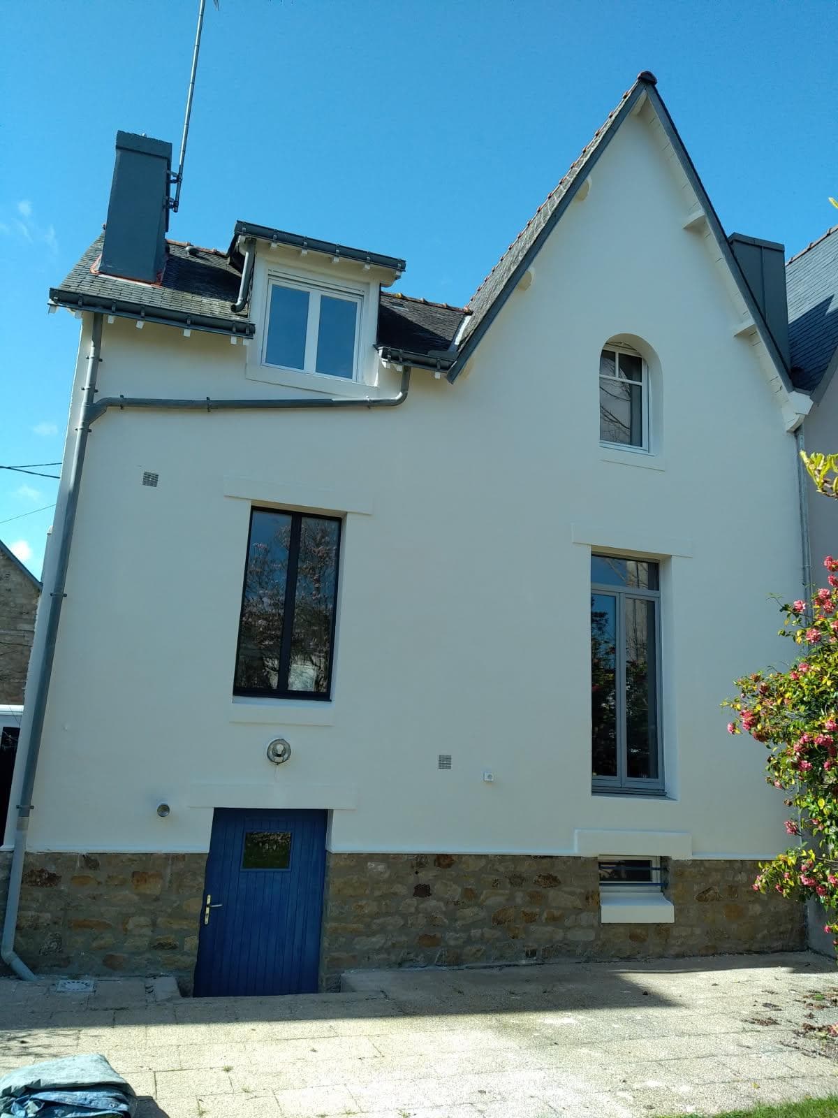 Rénovation façade avant Vannes